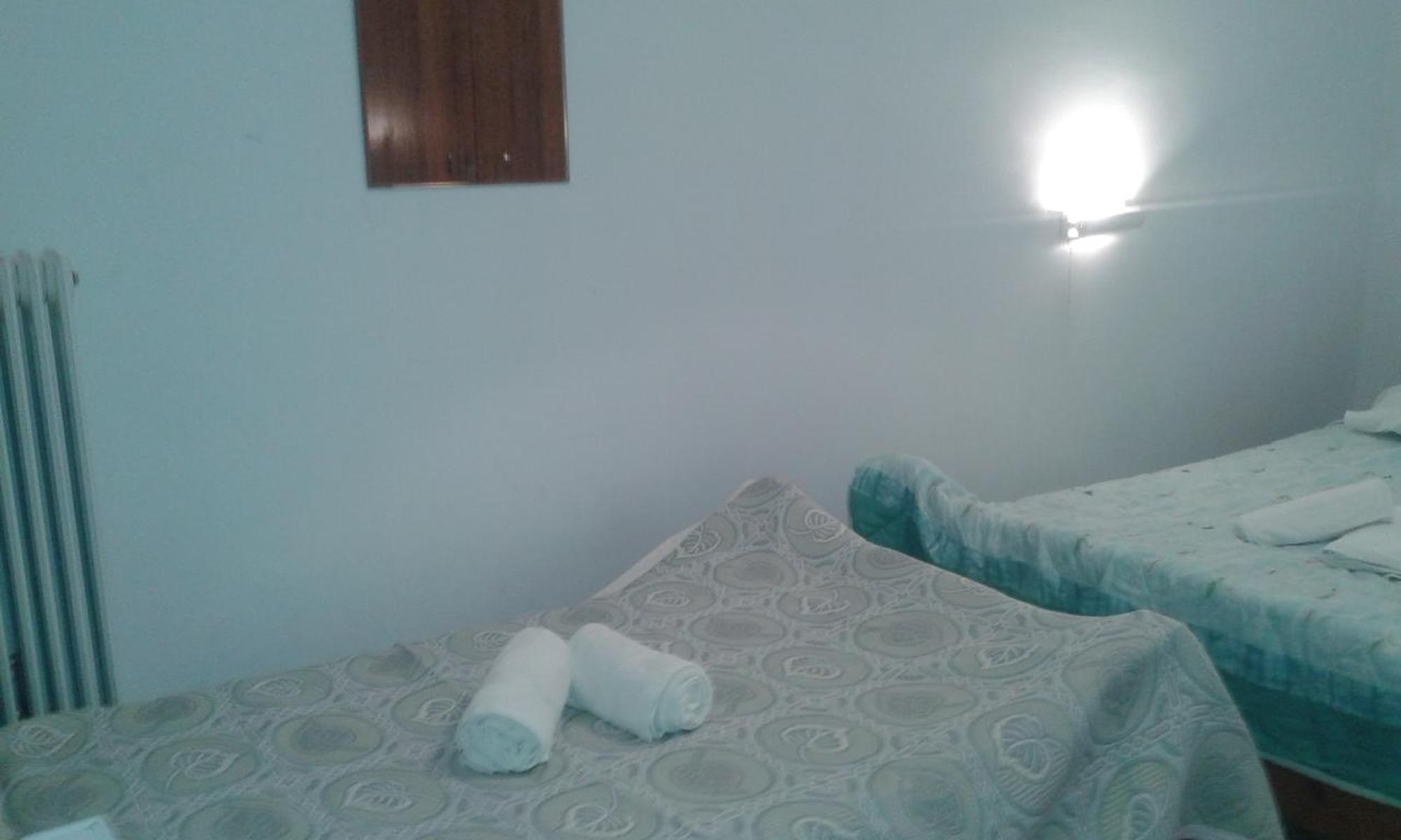 Manoleas Rooms To Let Леонідіон Номер фото